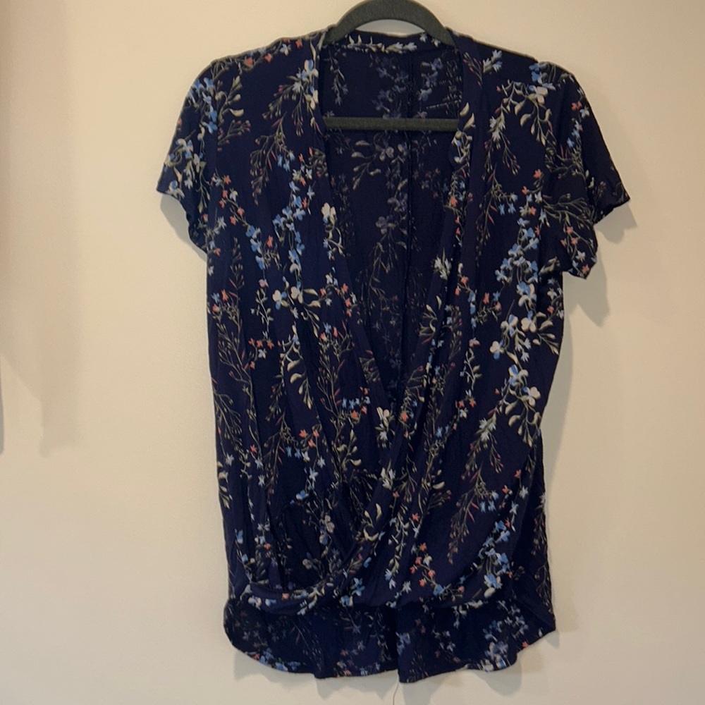 open front floral top from new york and company